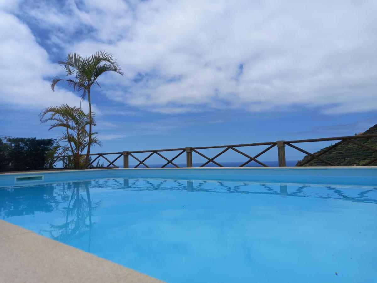 Tropical Garden Villa อาร์โกดากาเลียตา ภายนอก รูปภาพ